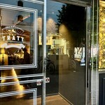 PIZZERIA&STEAKHOUSE TRATT - 