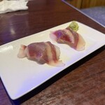 親子パンチ居酒屋店 - 道産ぶりすけ肉寿司
