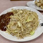 ラーメンハウス大龍 - 「大龍焼きそば」（800円）