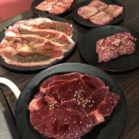 食べ飲み放題 焼肉ダイニングちからや 名駅店 - 