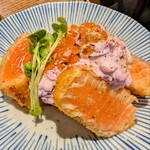 居酒屋燃えた うらめし屋 - サーモンレアカツ