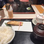 横濱屋本舗食堂 - 次は金のはらもだね～♡