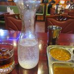 TUKI RESTAURANT&BAR - ネパールのククリラム。ソーダ付き