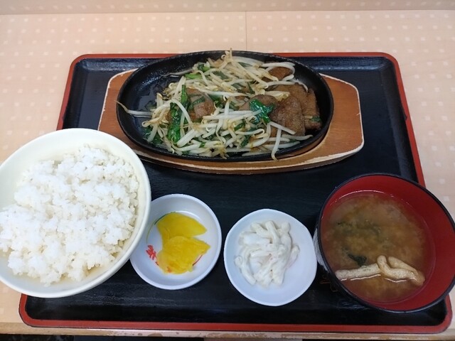 半田屋 滝沢ハイウェイ食堂(上り) - 巣子（食堂）の写真