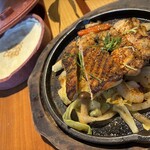 LAS DOS CARAS MODERN MEXICANO Y TACOS - 