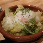 和楽惣 - 春キャベツ　アンチョビ炒め