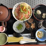 Toku Zou Maru Kinmedai no Eki Izu Kogen - 