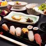 Restaurant Sushi course (tax/service included)