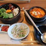 サムギョプサルと野菜 いふう - ・「炙り牛ロースの石焼きビビンバとスンドゥブセット(¥1500)」