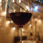 バル・バロッサ - モルドバ インディヴィド・メルロ・カベルネ・ソーヴィニヨン (グラス) (850円)