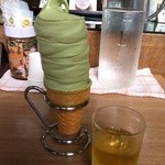 升半茶店 - 本当に滑らかな抹茶ソフトクリーム