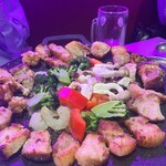 ネオン空間 韓国料理 チーズ 食べ放題 ソルチカ 梅田店 - 