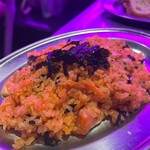 ネオン空間 韓国料理 チーズ 食べ放題 ソルチカ 梅田店 - 