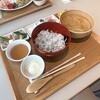 食堂コマニ