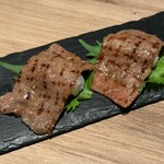 299847894 - 和牛炙り寿司