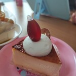 ビスキュイ - バスクチーズ（500円）