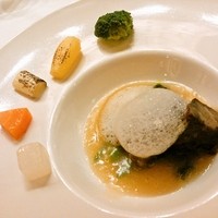 リストランテ フォンタナ - 和牛ホホ肉のコンソメ煮白ワイン風味