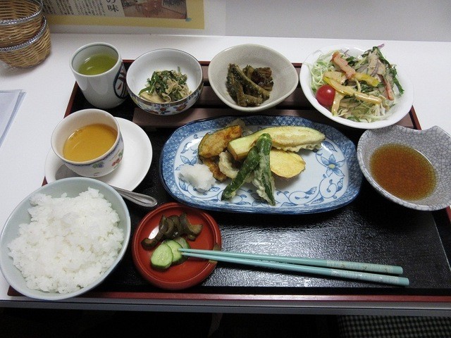 がらんどう 阿波富田 創作料理 食べログ