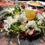 船橋ワイン食堂八十郎 - 水牛リコッタチーズとクレソンのサラダ