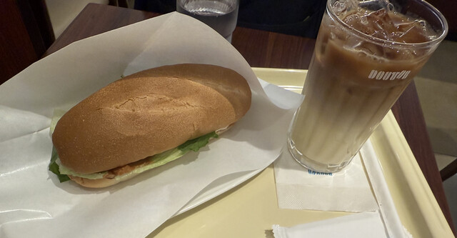 DOUTOR COFFEE Minami Aoyama 5 Chome Ten