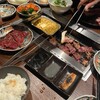 焼肉食べ放題 カルビとタン - 