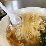 一心亭 - 料理写真:麺リフト　麺は割と好み