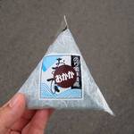 ウィズン - 料理写真:おかかおにぎり￥１００