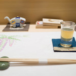 鮨たかし - お通し（しじみ汁）