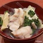 御料理 寺沢 - 喜知次と筍の小鍋立に花山椒