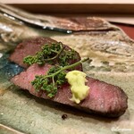 御料理 寺沢 - いわて牛のフィレ肉の炭火焼に花山椒と山葵