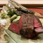 御料理 寺沢 - いわて牛のフィレ肉とグリーンアスパラの炭火焼