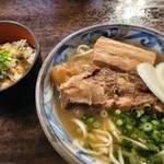 楚辺 - 楚辺のまかないそばとじゅーしぃ