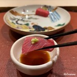 御料理 寺沢 - 塩竃産の本鮪の中トロを割醤油で