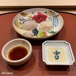 御料理 寺沢 - 本鮪の中トロ､星鰈､同 縁側､槍烏賊の炙りを割醤油と煎り酒を使い分け