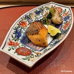 御料理 寺沢 - 時知らず焼に行者ニンニクと自家製生り節と焼小蕪