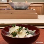 御料理 寺沢 - 喜知次と筍の小鍋立に花山椒