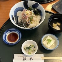 季節料理　根本 - あじたたき丼900円