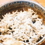 味処 日之出 - 釜揚げしらす丼