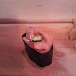 江戸長寿司本店 - 赤貝のひも