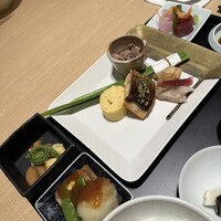丸の内一丁目 しち十二候 - 