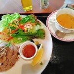 オリーブパレス レストレア - スープ、サラダ