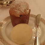 横浜ロイヤルパークホテル - パン　パネトーネ