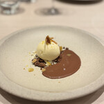 Yoichi LOOP - ミルクアイスにチョコソース