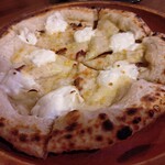 石窯イタリア居酒屋ポーネ 淀屋橋･本町 - ピッツァフォルマッジ