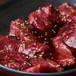 勢太 - 料理写真:赤身のロース。ご飯に合います！