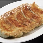 中華料理 聚福園 - 当店オリジナル羽付ギョーザ