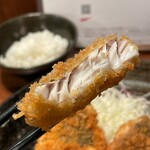 酒肴 新屋敷 - 神々しい断面。アジフライ食べたい