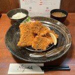 酒肴 新屋敷 - アジフライ定食。2枚神アジフライ追加。