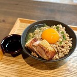 らぁ麺 紫陽花 - 地鶏そぼろの卵かけご飯