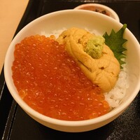 函館うに むらかみ 日本生命札幌ビル店 - 